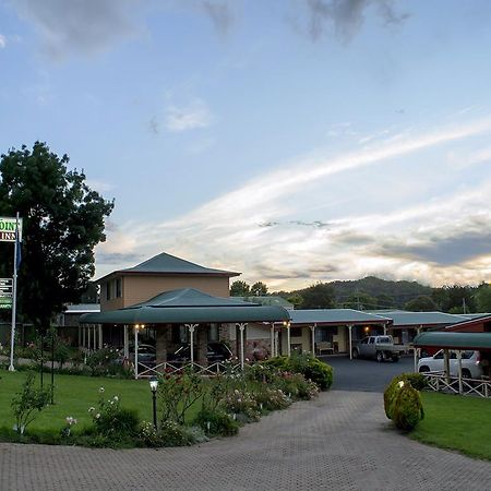 Rest Point Motor Inn Glen Innes Exterior photo